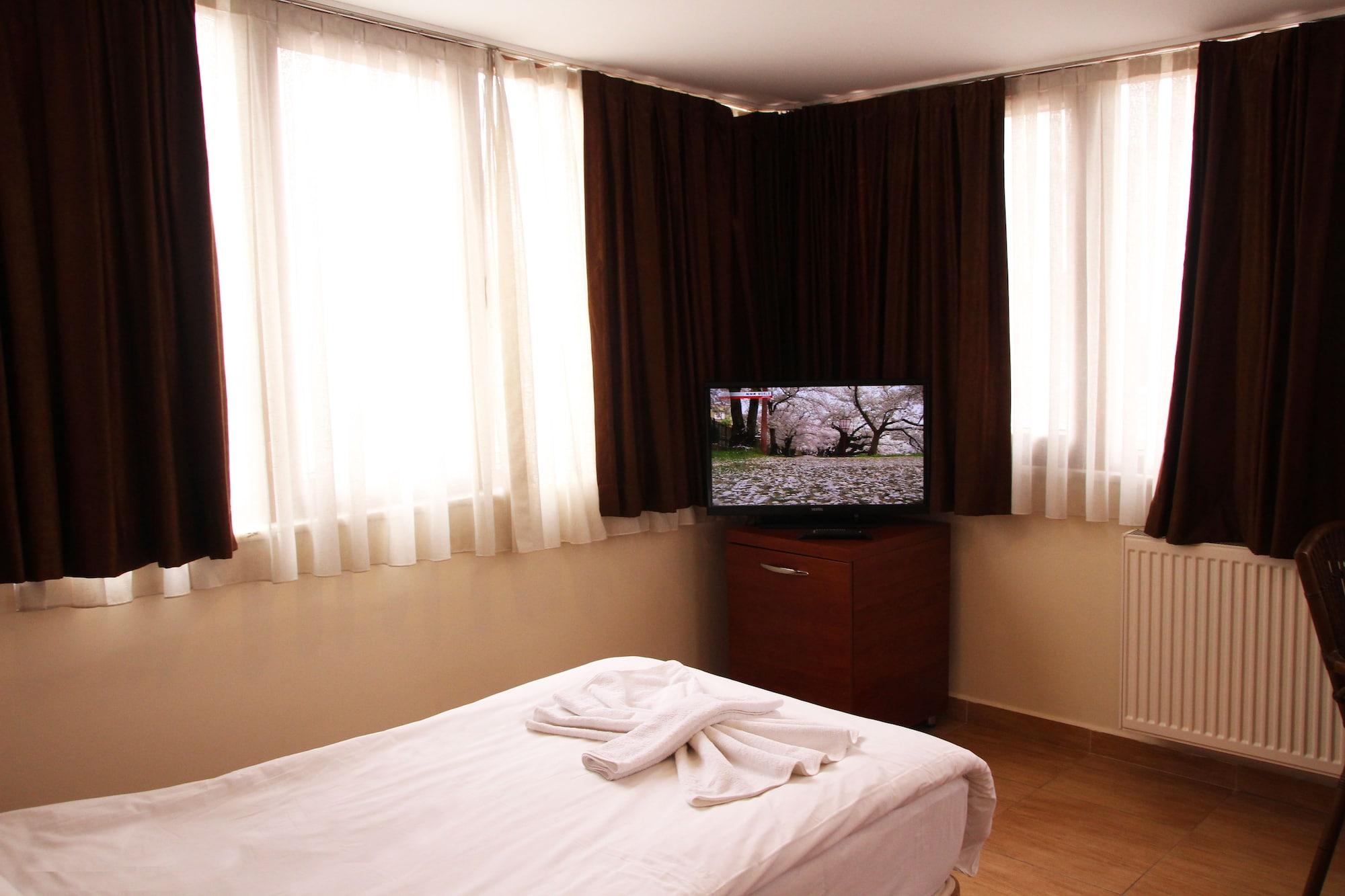 Hotel Real Life Стамбул Экстерьер фото