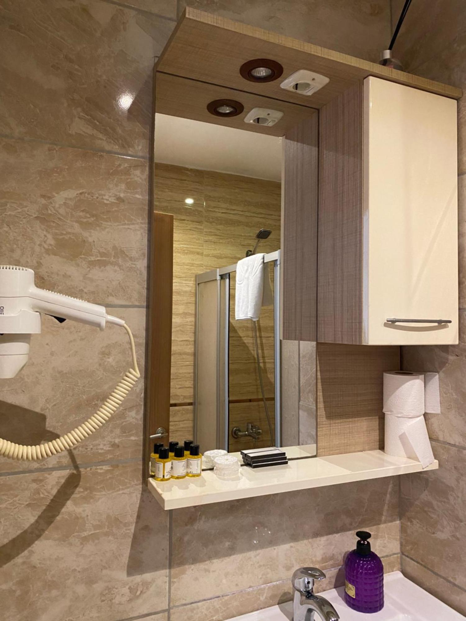 Hotel Real Life Стамбул Экстерьер фото